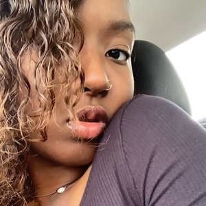 Meet your Posher, Olympia